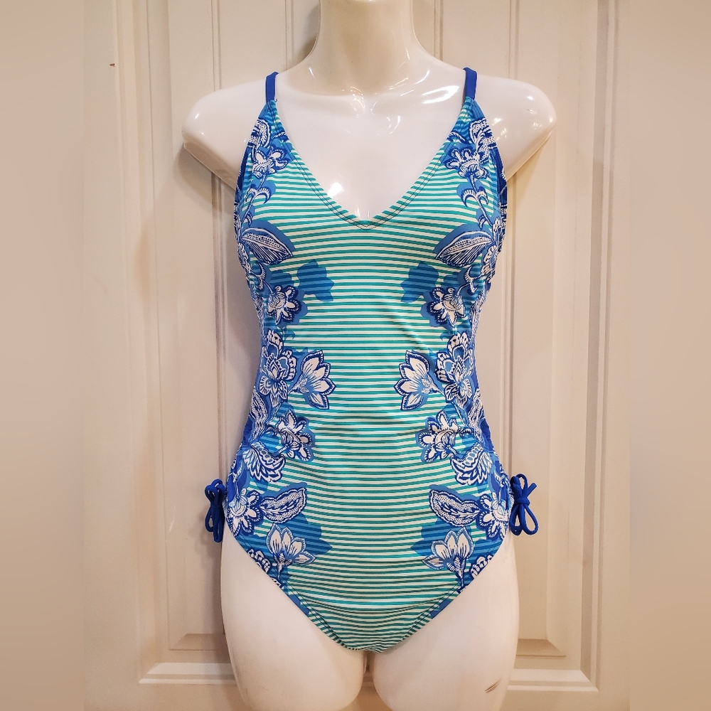 BLUE SKINNY DIPPERS SWIMSUIT. MEDIUM